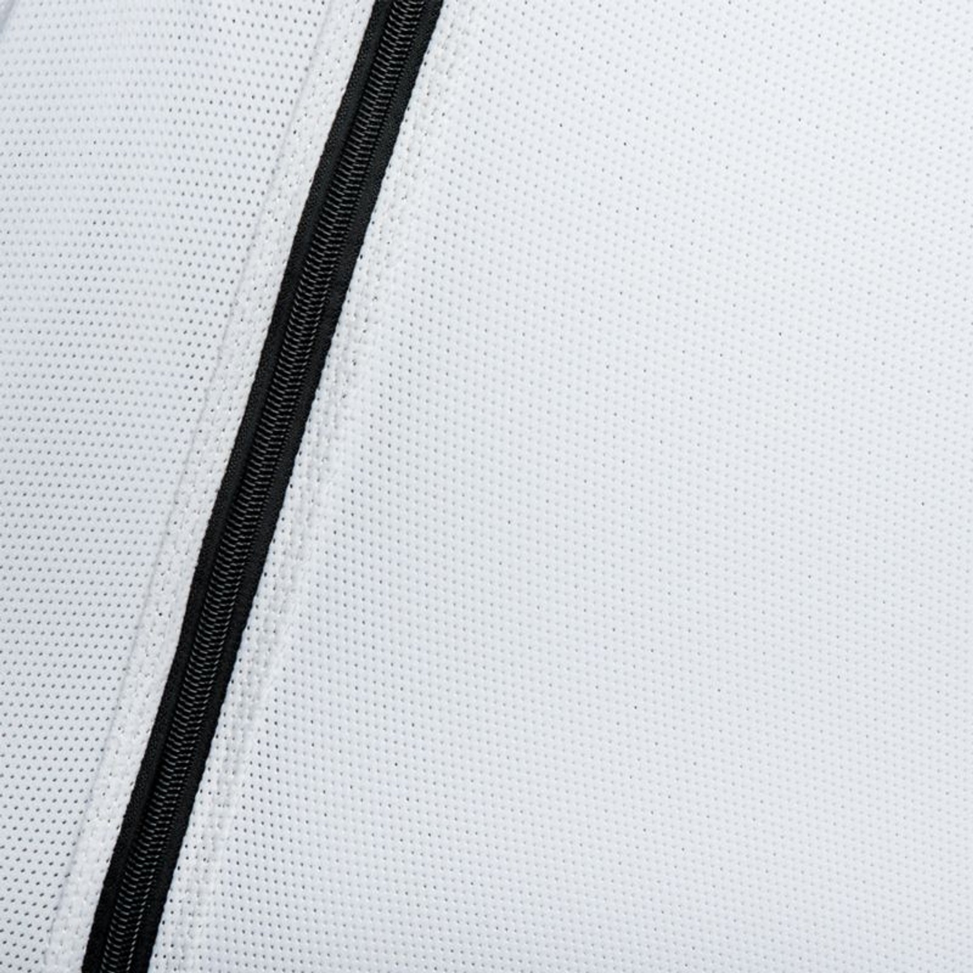 TE032897_851235_02.jpg